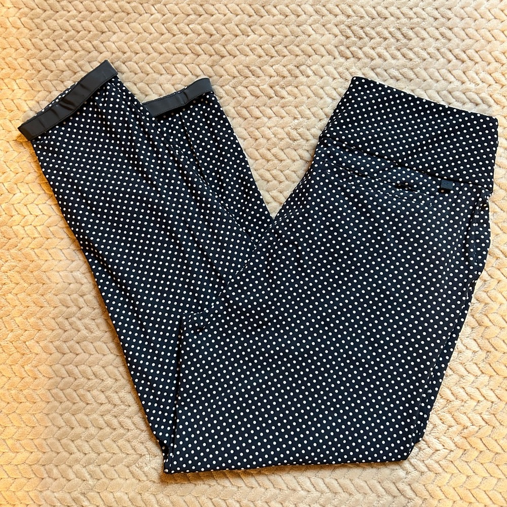 Lululemon Travel Pant - Polka dot - Size 6